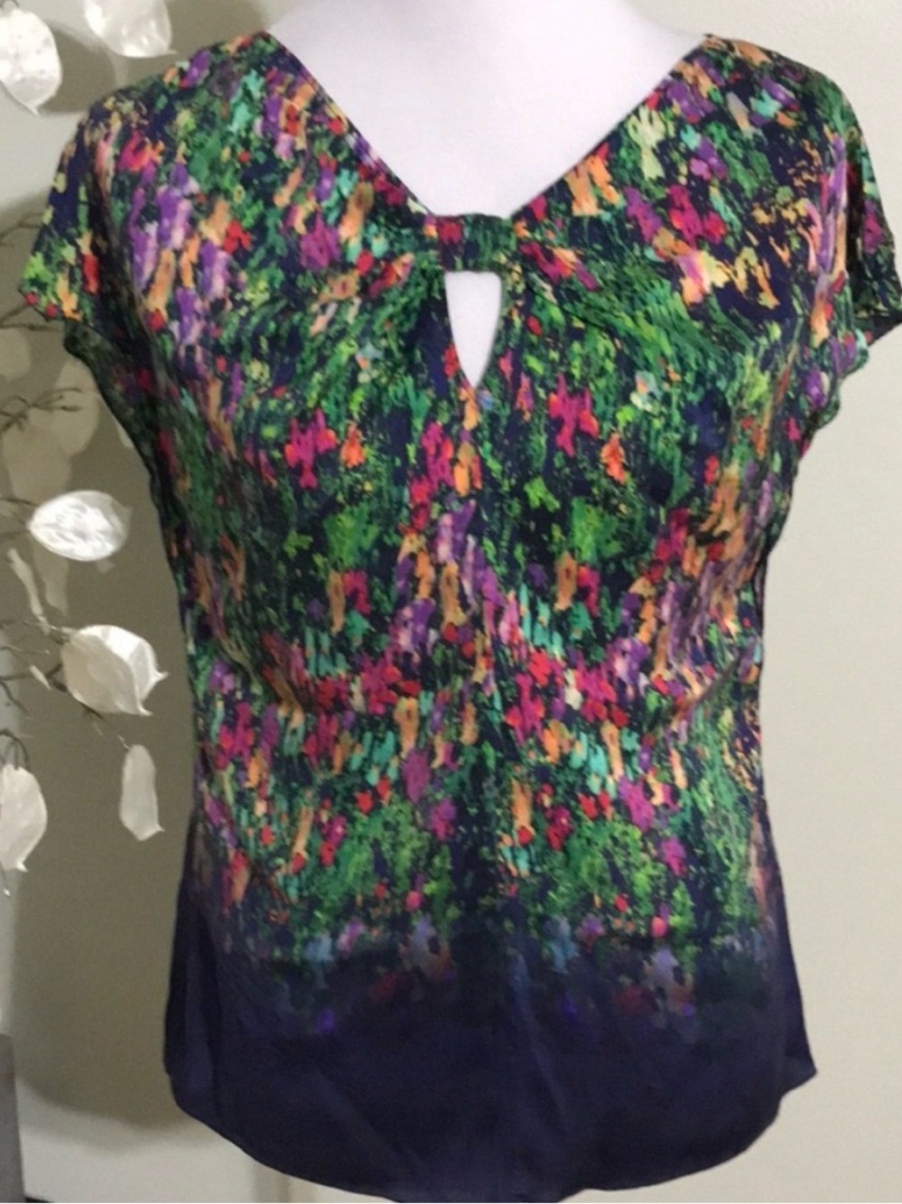 Women's Multicolor Abstract Keyhole Blouse